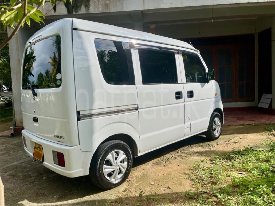 Advertisement image 3