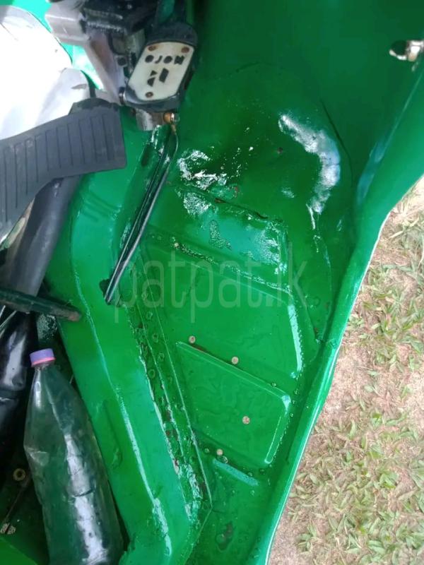 Bajaj 2 stroke 2000 - பயன்படுத்தப்பட்டது முச்சக்கர வண்டி sale in Sri Lanka - patpat.lk