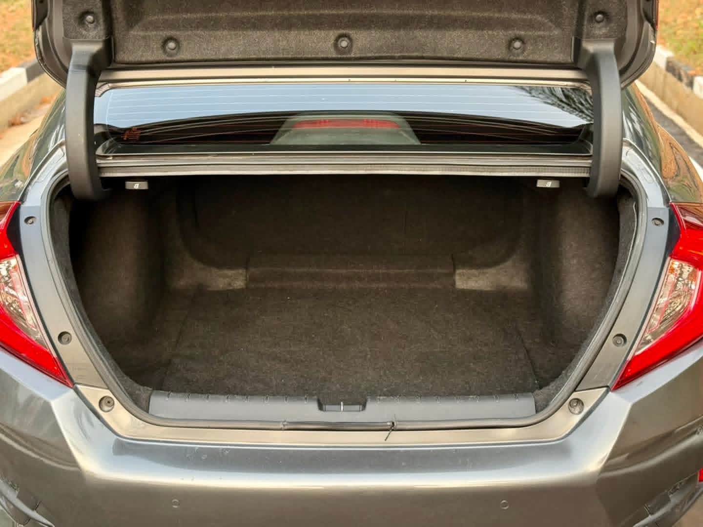 Honda Civic 2019 - Used Car sale in Sri Lanka - patpat.lk