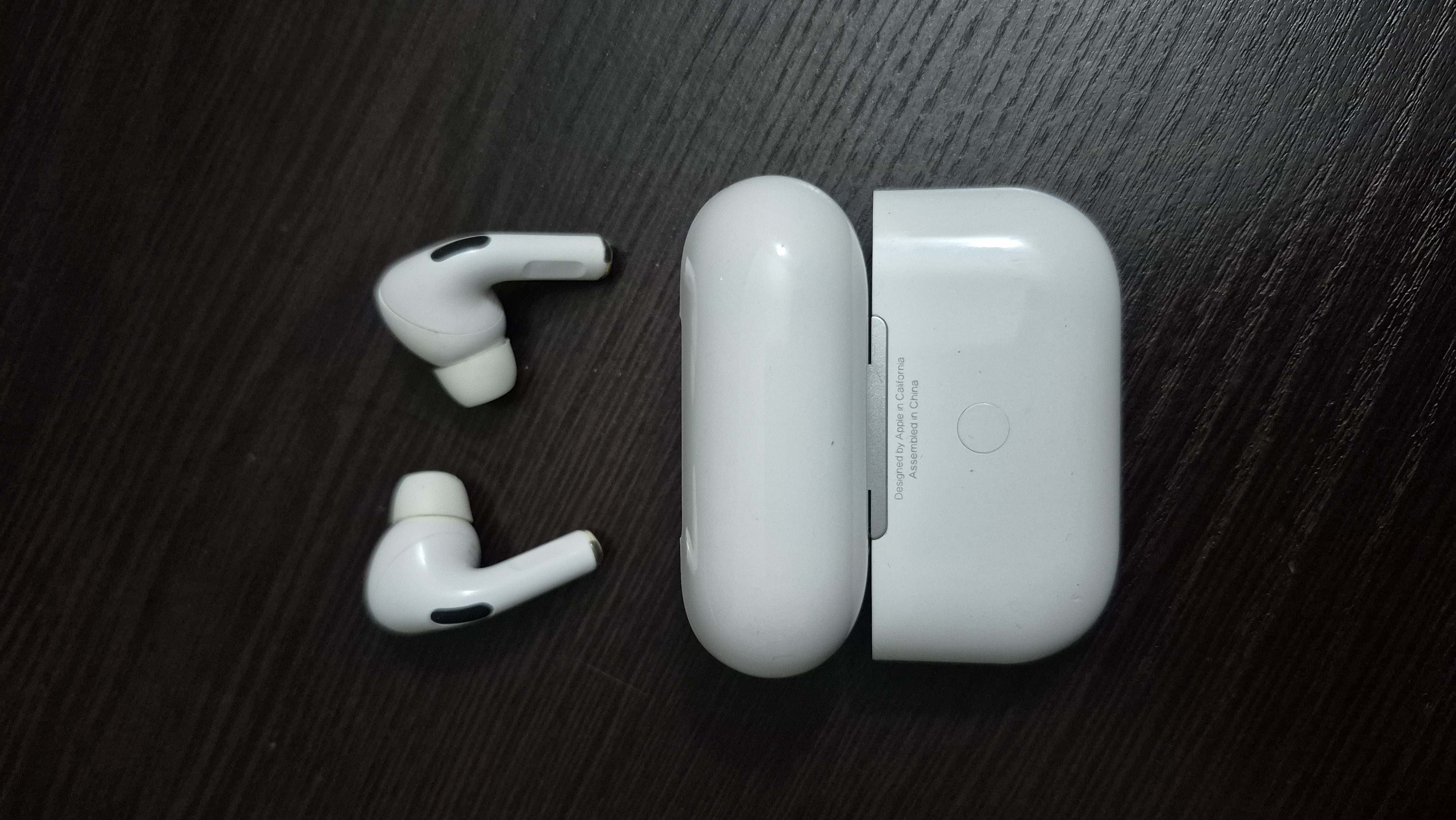 AirPods Pro 1st Gen – Original Apple