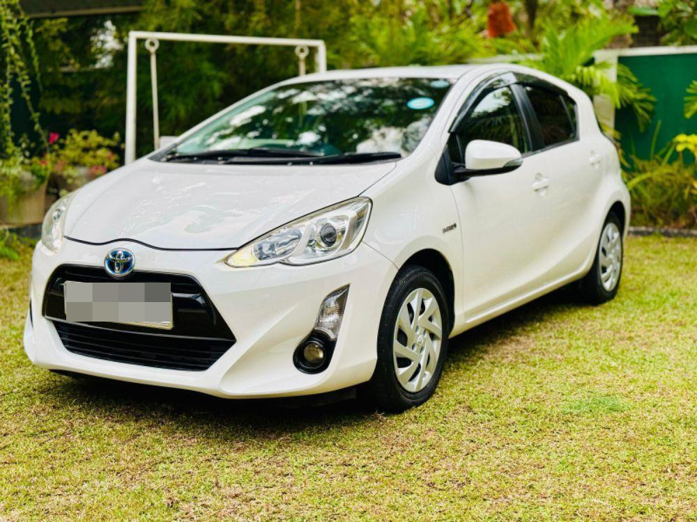 Toyota Aqua 2014 - Used Car sale in Sri Lanka - patpat.lk