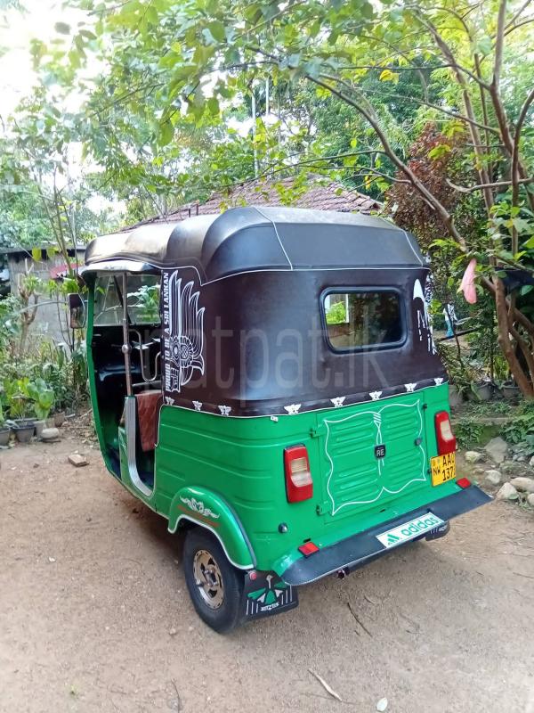Bajaj Three Wheel 2014 - பயன்படுத்தப்பட்டது முச்சக்கர வண்டி sale in Sri Lanka - patpat.lk