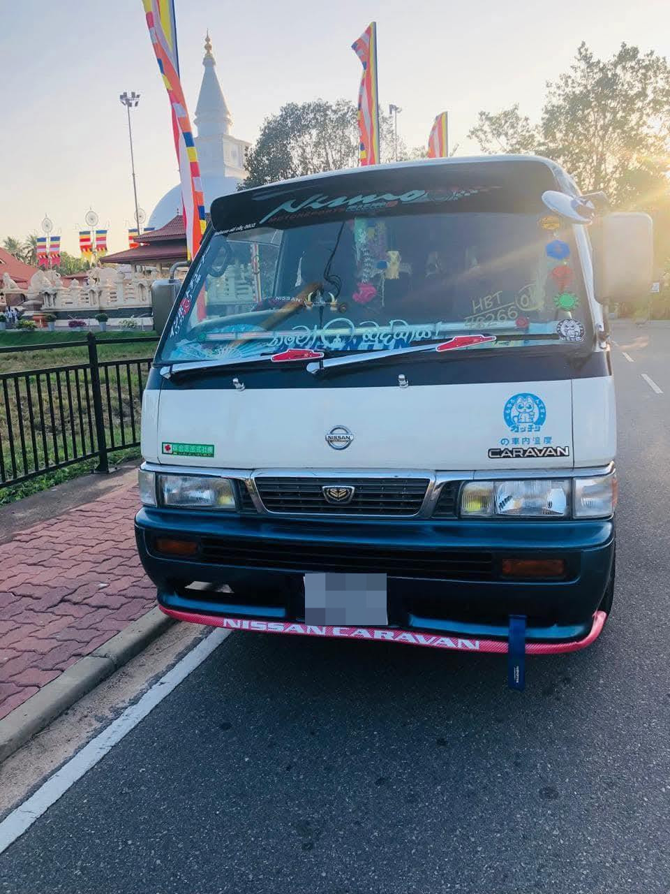 Nissan Caravan 1995 - பயன்படுத்தப்பட்டது வேன் sale in Sri Lanka - patpat.lk