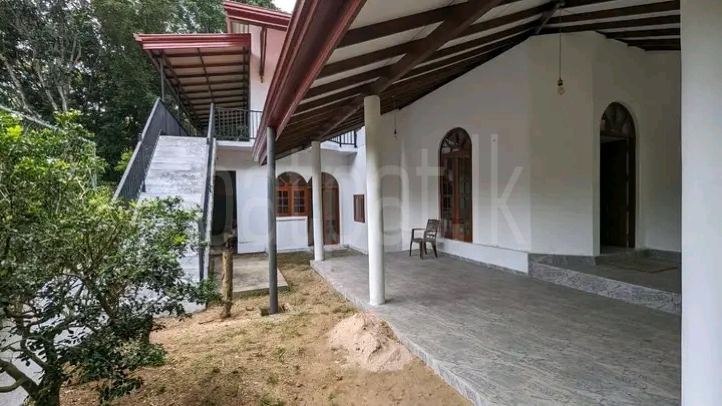 House for Sale in Colombo Fort (Colombo 01)