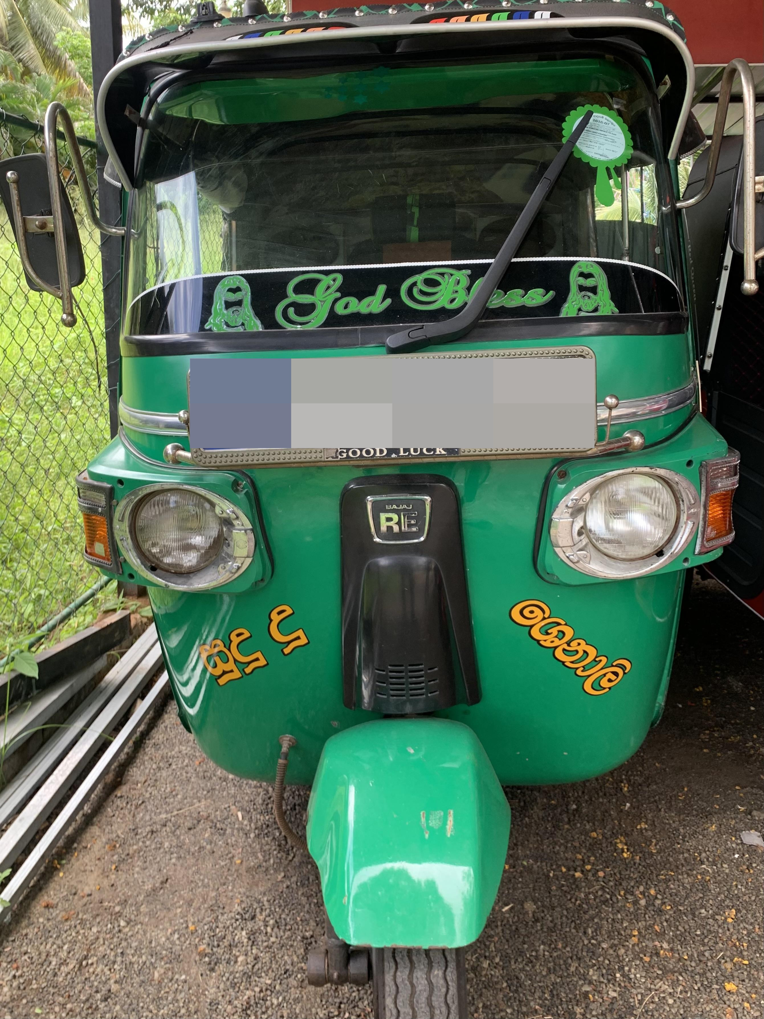 Bajaj Three Wheel 2012 - பயன்படுத்தப்பட்டது முச்சக்கர வண்டி sale in Sri Lanka - patpat.lk