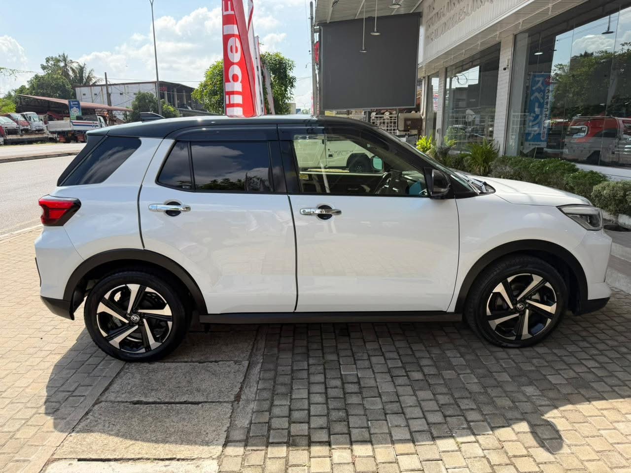 Toyota Raize 2025 - சான்றளிக்கப்பட்டது SUV sale in Sri Lanka - patpat.lk