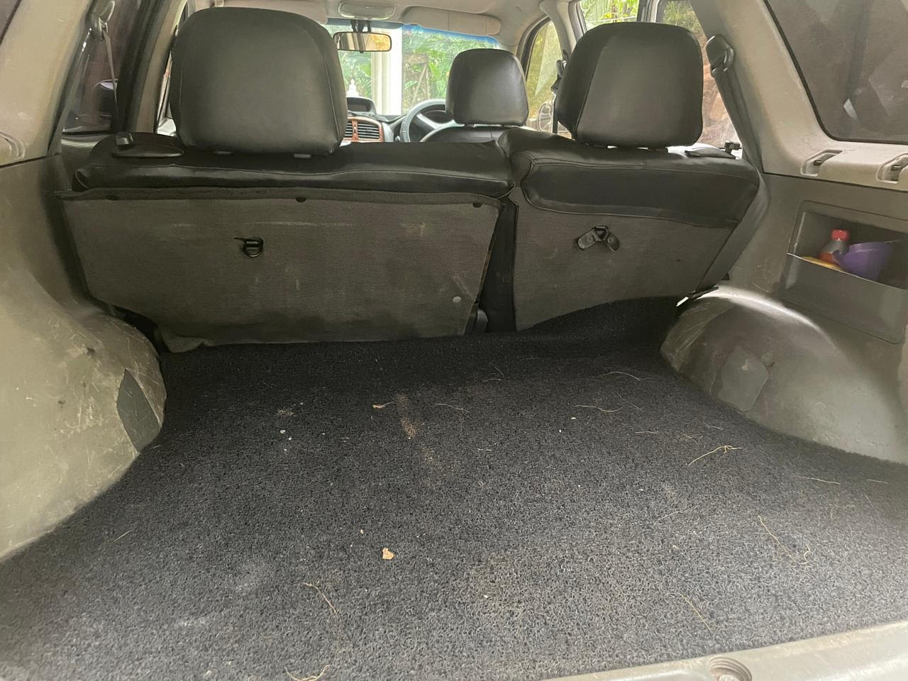 Hyundai Santa Fe 2003 - பயன்படுத்தப்பட்டது SUV sale in Sri Lanka - patpat.lk
