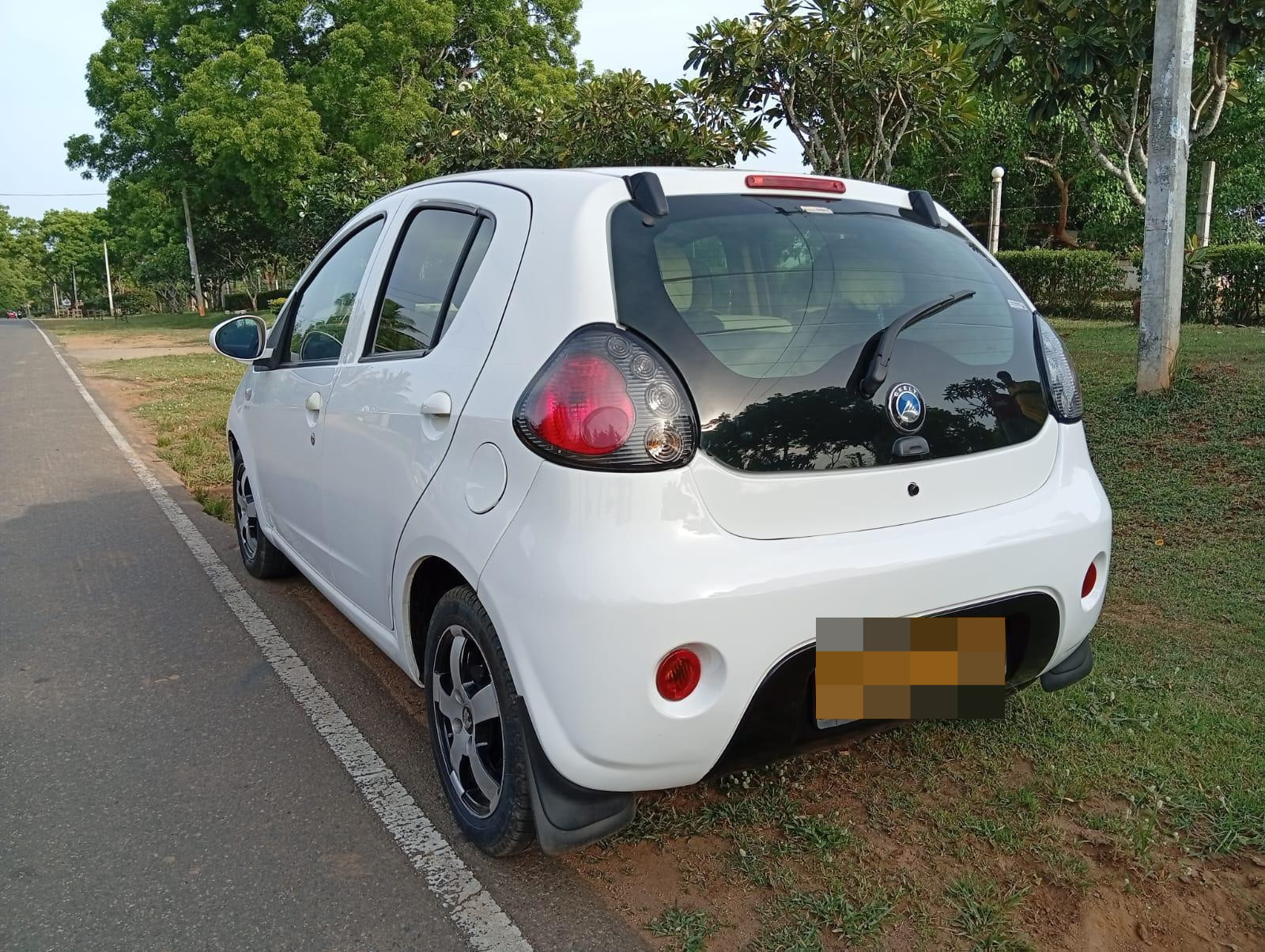 Micro Panda Cross 2015 - භාවිතා කරන ලද කාර් sale in Sri Lanka - patpat.lk