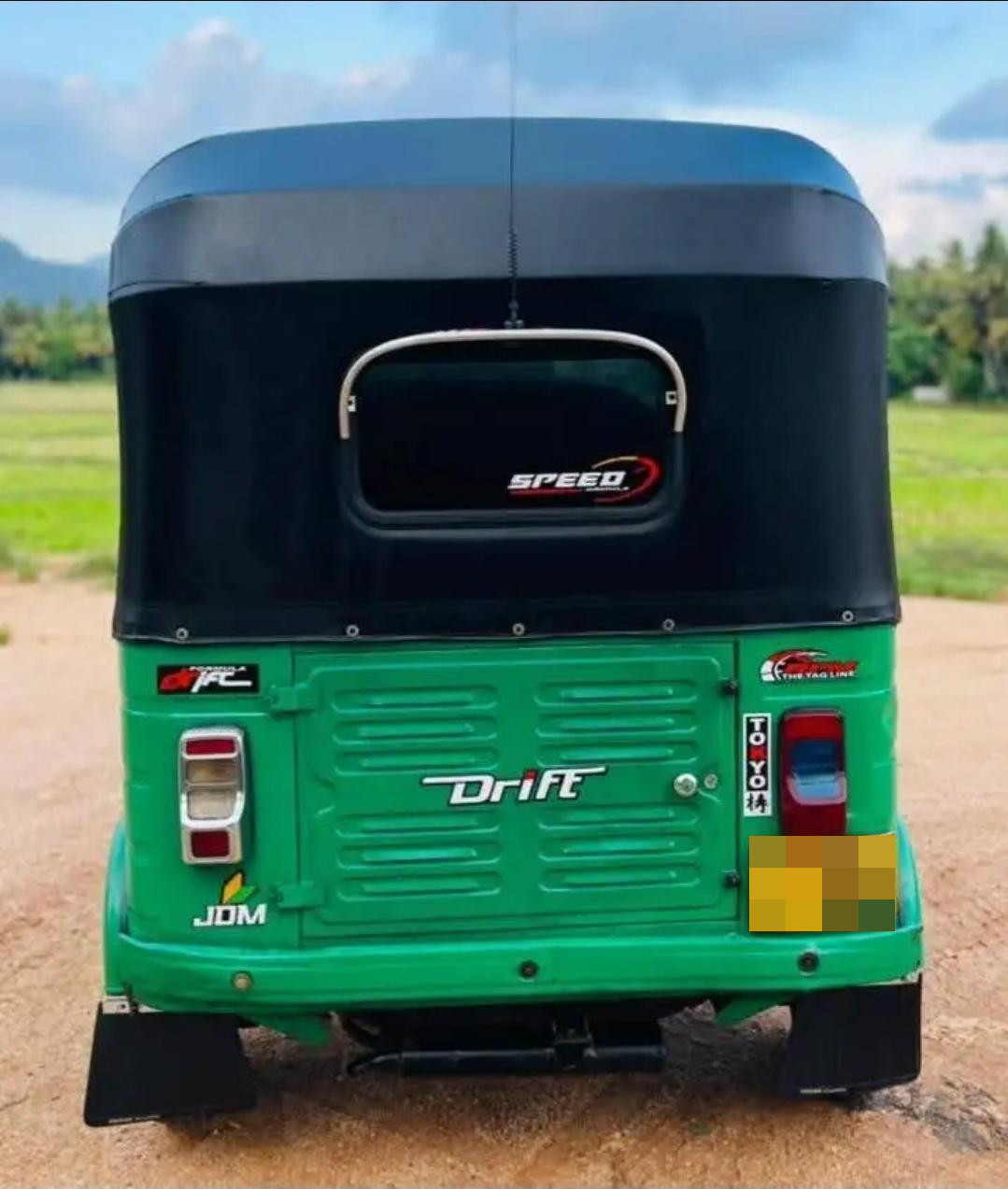 Bajaj Three Wheel 2015 - භාවිතා කරන ලද ත්‍රිරෝද රථය sale in Sri Lanka - patpat.lk
