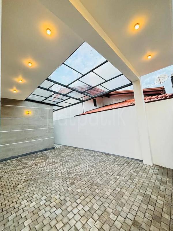 House for Sale in Athurugiriya ads-image-1