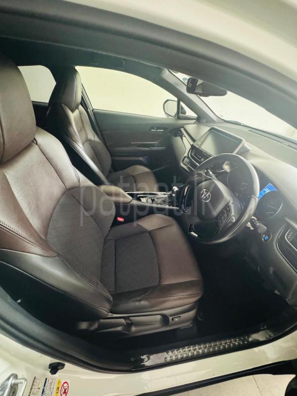 Toyota CHR 2017 - பயன்படுத்தப்பட்டது SUV sale in Sri Lanka - patpat.lk