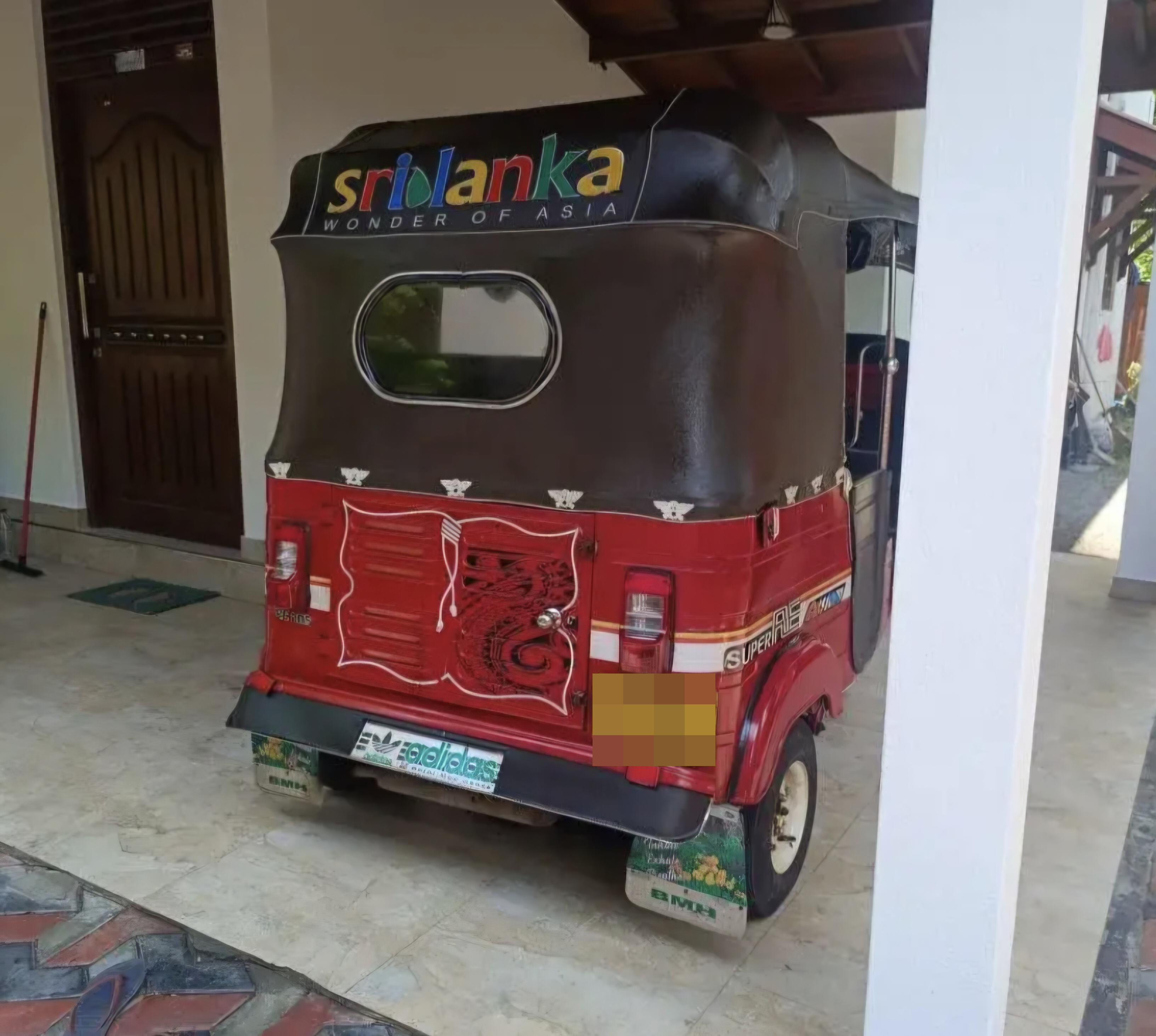 Bajaj Three Wheel 2011 - Used Three wheeler sale in Sri Lanka - patpat.lk