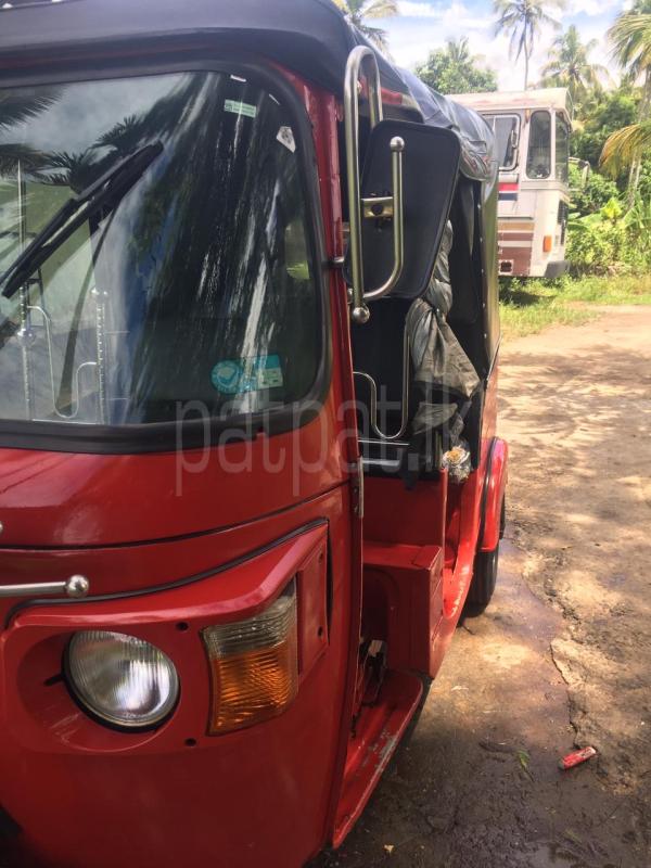 Bajaj Three Wheel 2013 - பயன்படுத்தப்பட்டது முச்சக்கர வண்டி sale in Sri Lanka - patpat.lk