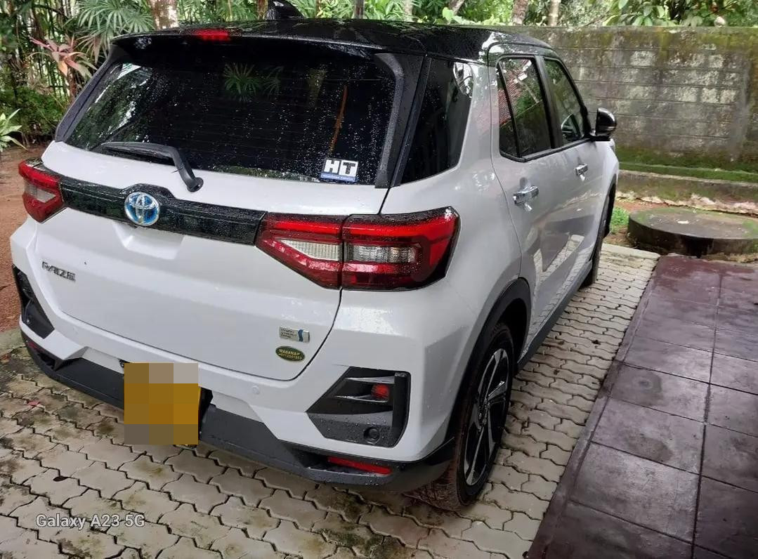 Toyota Raize 2025 - பயன்படுத்தப்பட்டது SUV sale in Sri Lanka - patpat.lk