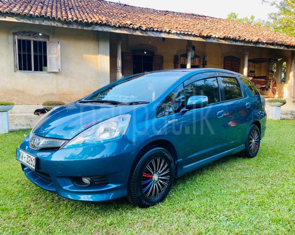 Honda Fit 2011 - பயன்படுத்தப்பட்டது கார் sale in Sri Lanka - patpat.lk