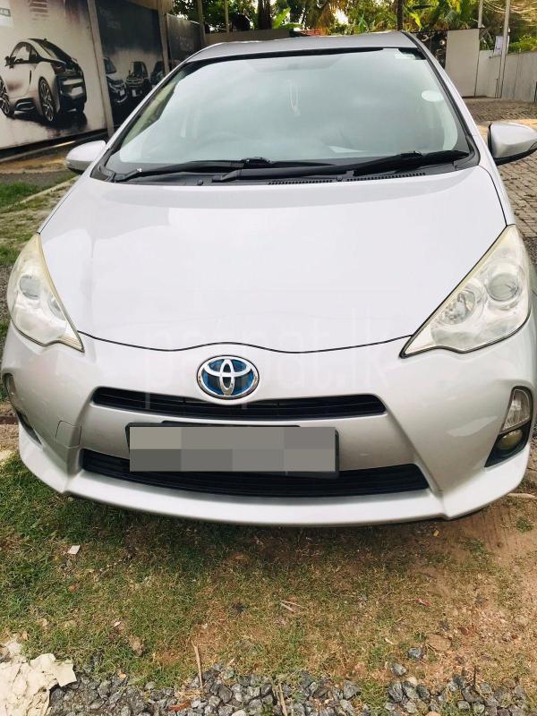 Toyota Aqua 2014 - භාවිතා කරන ලද කාර් sale in Sri Lanka - patpat.lk