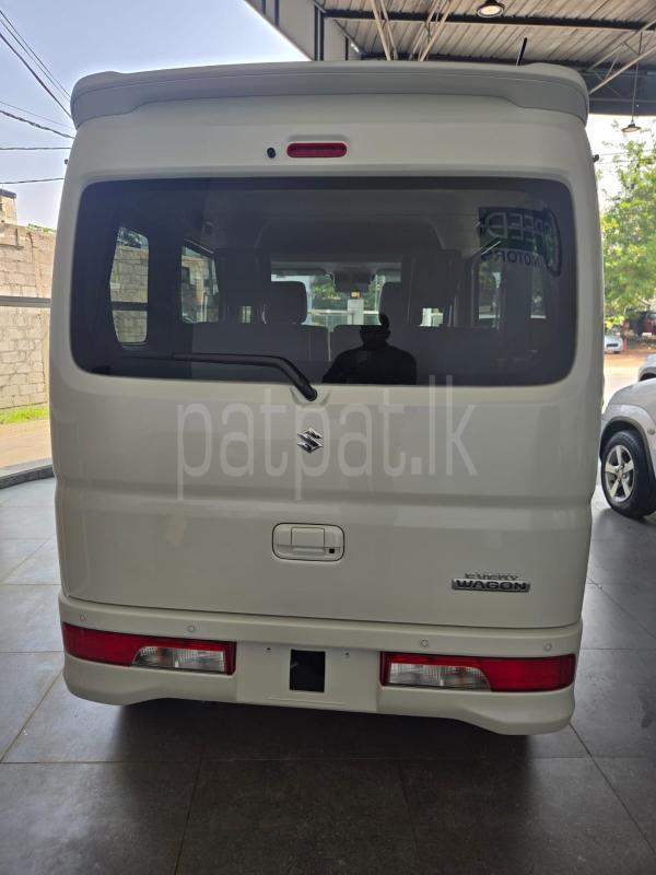 Advertisement image 6