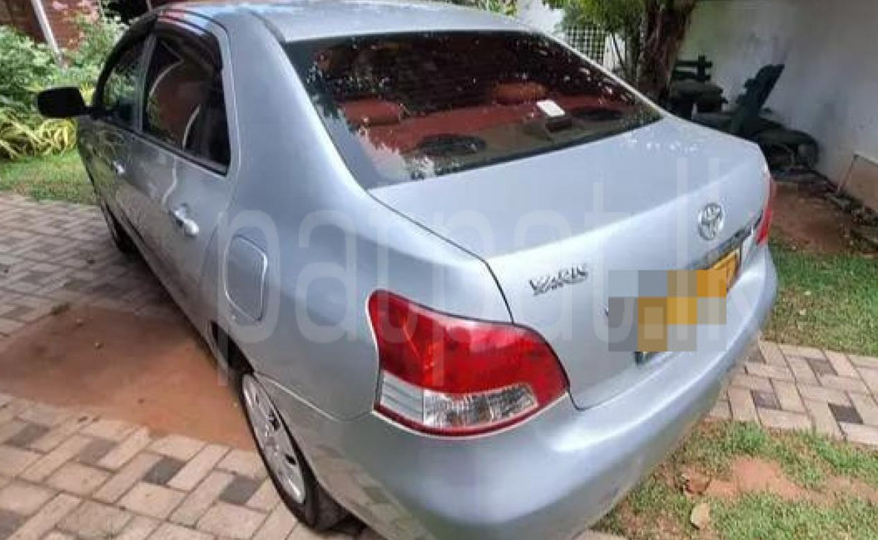 Toyota Yaris 2011 - Used Car sale in Sri Lanka - patpat.lk