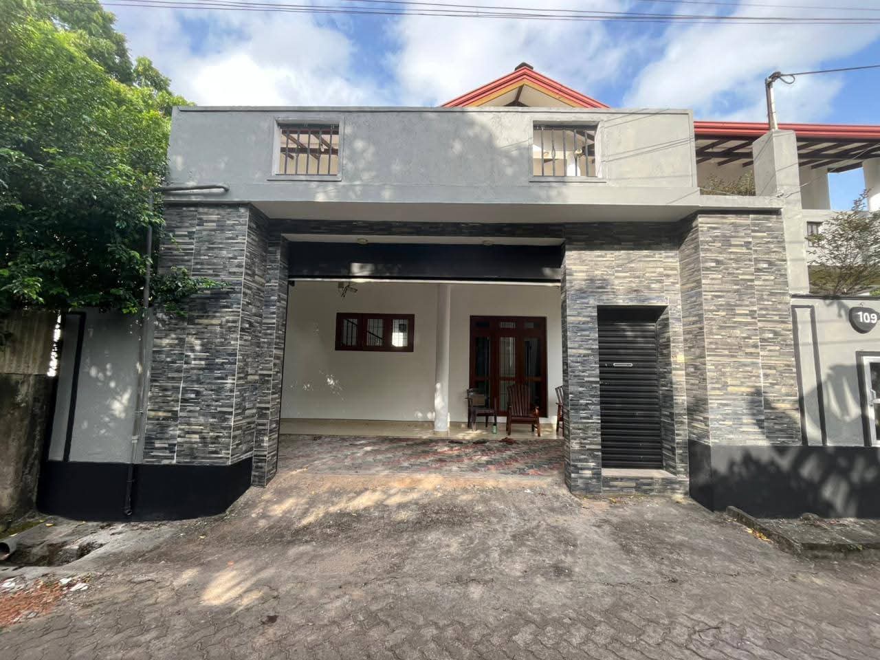 House for Sale in Angoda