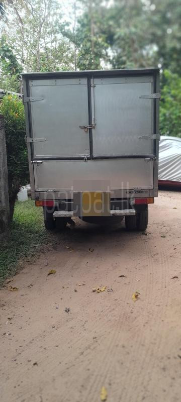 Mazda Brawny 1997 - பயன்படுத்தப்பட்டது டிரக் sale in Sri Lanka - patpat.lk