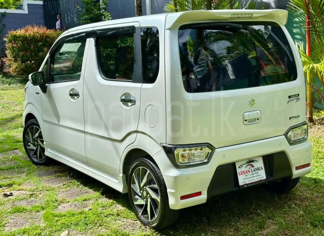 Advertisement image 6