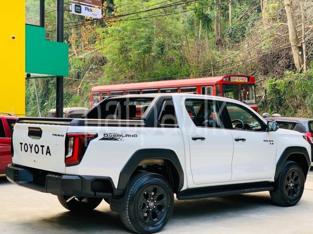 Advertisement image 4