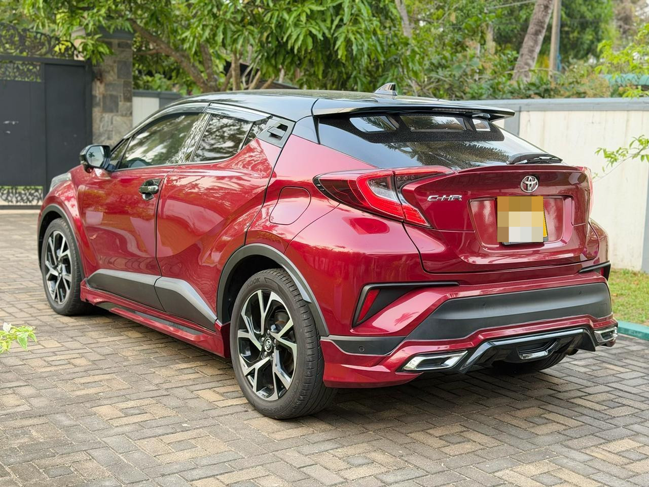 Toyota CHR 2019 - பயன்படுத்தப்பட்டது SUV sale in Sri Lanka - patpat.lk