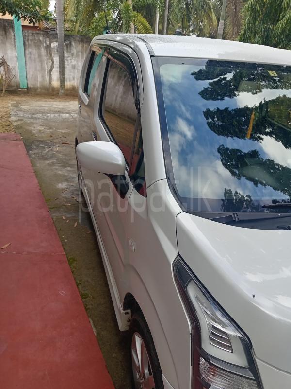 Suzuki Wagon R 2017 - பயன்படுத்தப்பட்டது கார் sale in Sri Lanka - patpat.lk