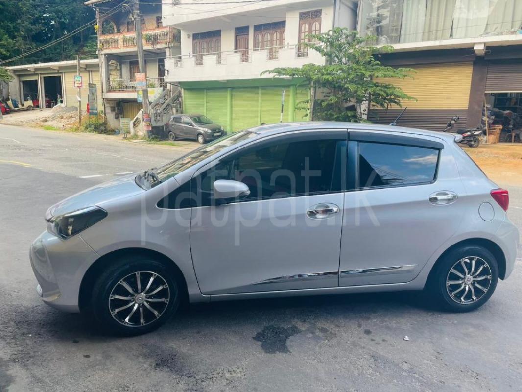 Toyota Vitz 2015 - Used Car sale in Sri Lanka - patpat.lk
