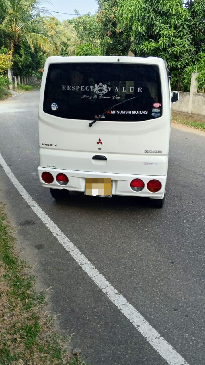 Mitsubishi Minicab 1999 - Used Van sale in Sri Lanka - patpat.lk