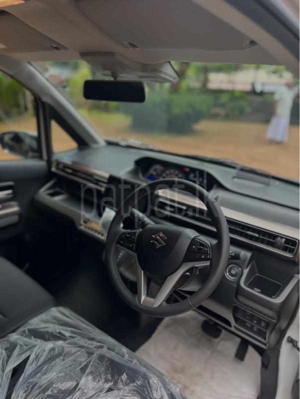 Advertisement image 6