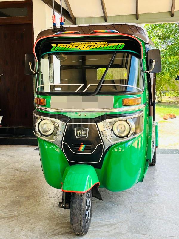 Bajaj Three Wheel 2015 - Reconditioned Three wheeler sale in Sri Lanka - patpat.lk