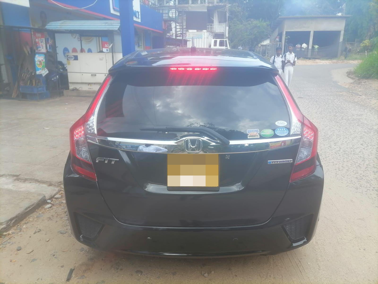 Honda Fit 2014 - பயன்படுத்தப்பட்டது கார் sale in Sri Lanka - patpat.lk