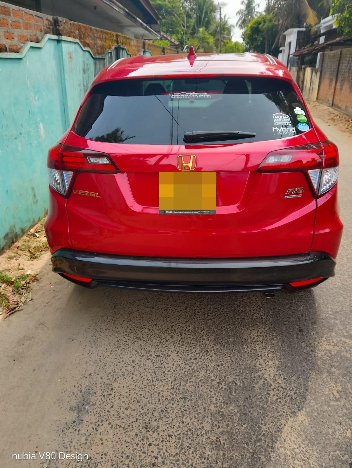 Honda Vezel 2017 - பயன்படுத்தப்பட்டது SUV sale in Sri Lanka - patpat.lk