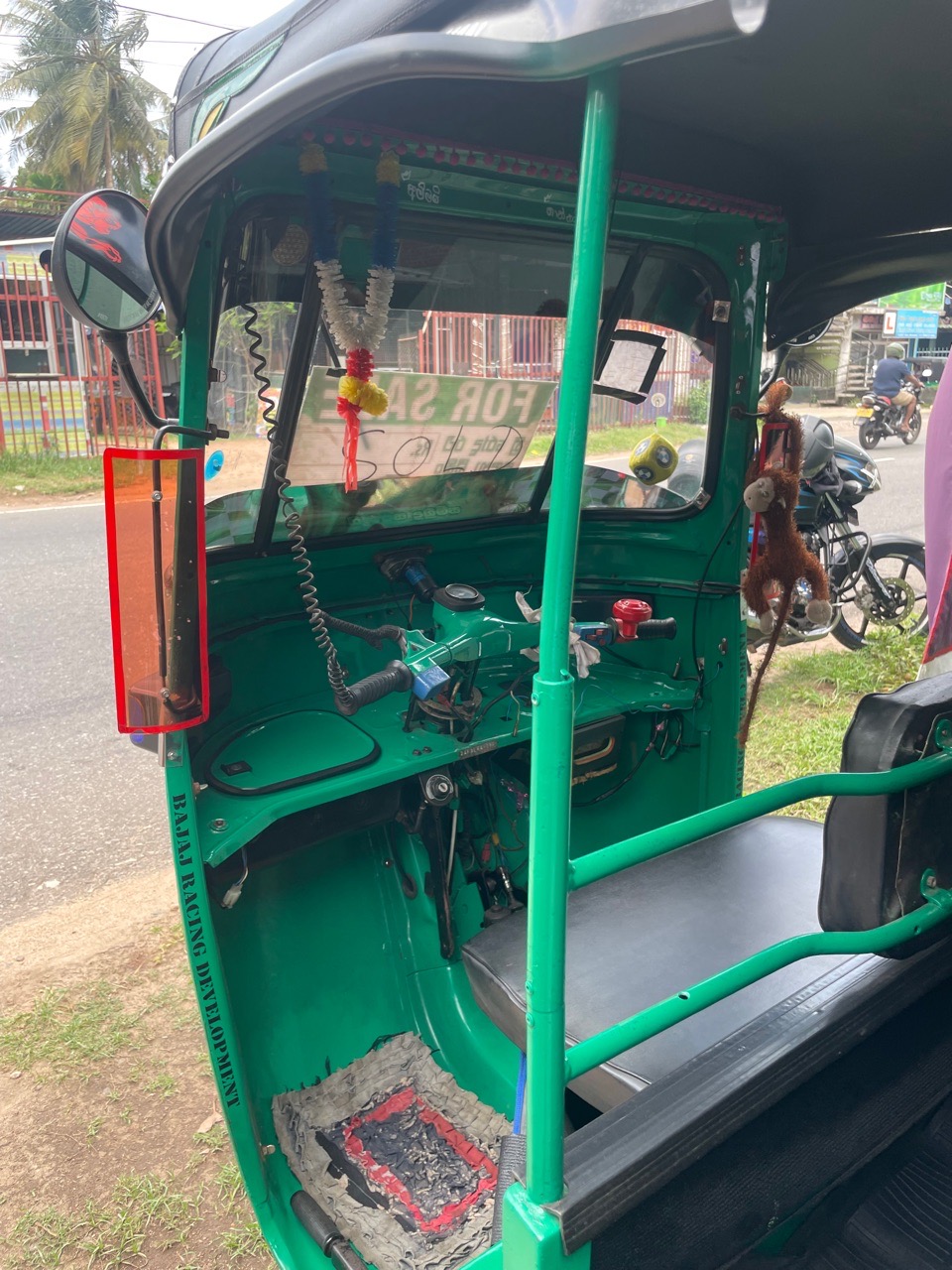 Bajaj Three Wheel 2004 - භාවිතා කරන ලද ත්‍රිරෝද රථය sale in Sri Lanka - patpat.lk
