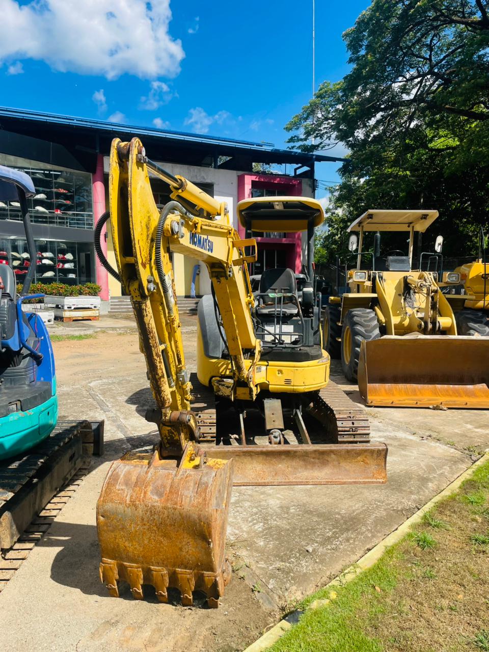 Komatsu Excavator 2006 ads-image-1