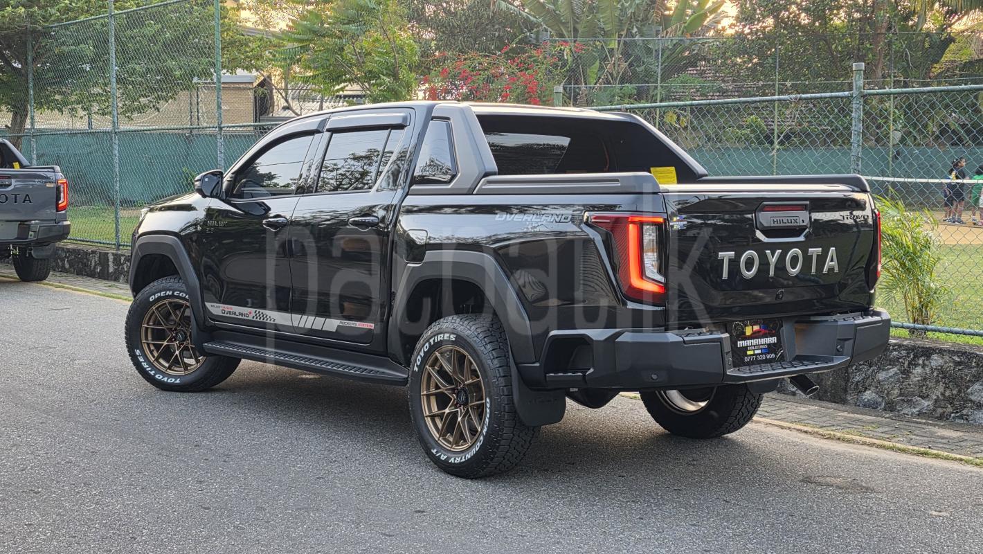 Advertisement image 6