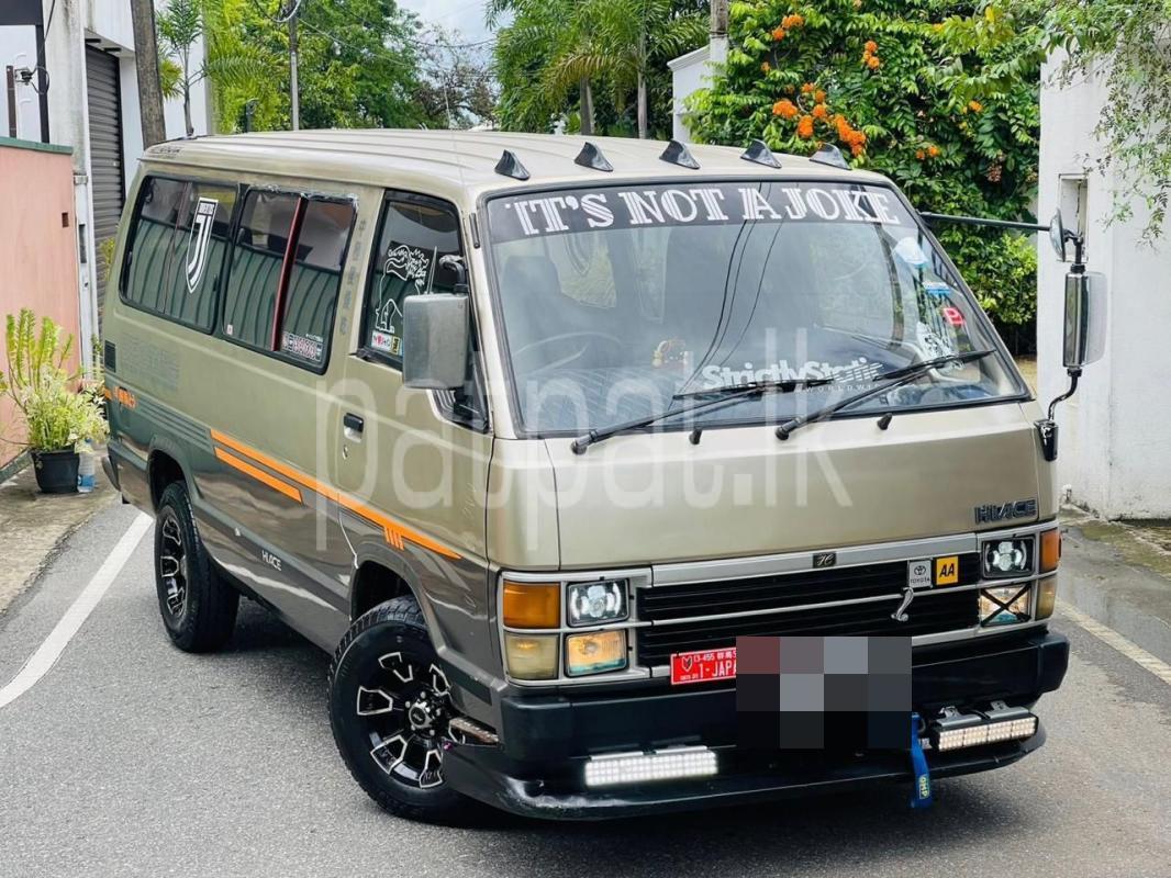 Toyota Hiace 1987 - பயன்படுத்தப்பட்டது வேன் sale in Sri Lanka - patpat.lk