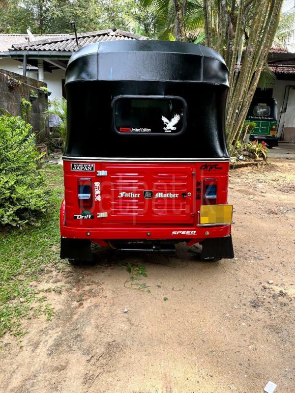 Bajaj Three Wheel 2014 - භාවිතා කරන ලද ත්‍රිරෝද රථය sale in Sri Lanka - patpat.lk