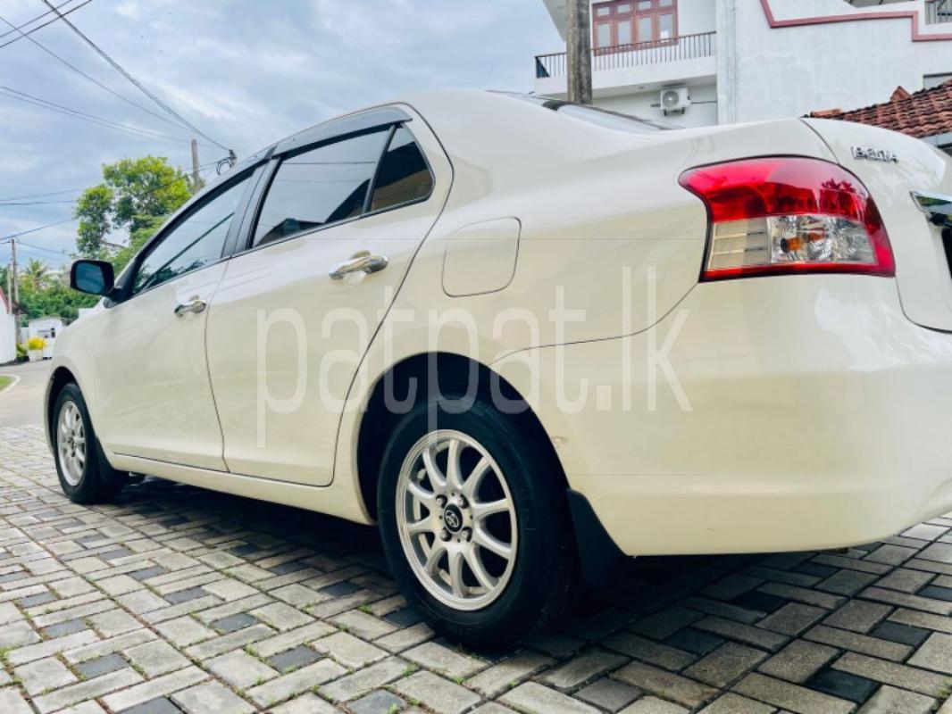 Advertisement image 4