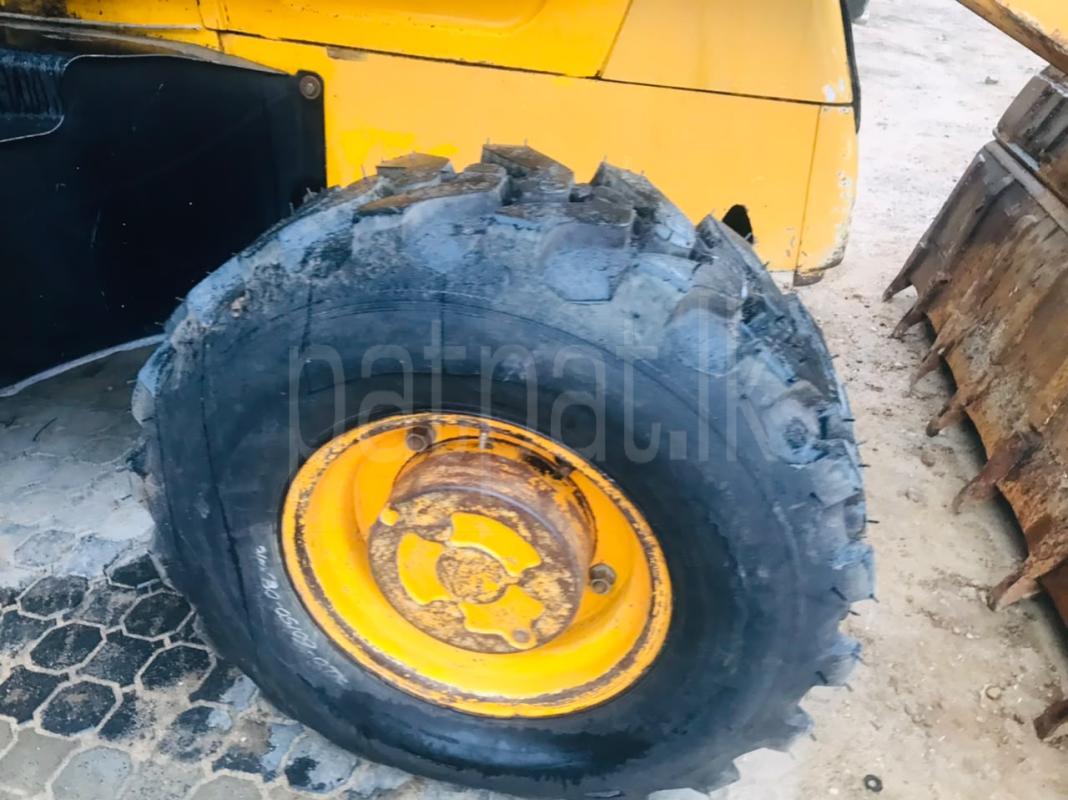 JCB Backhoe 2003 - Used Heavy sale in Sri Lanka - patpat.lk