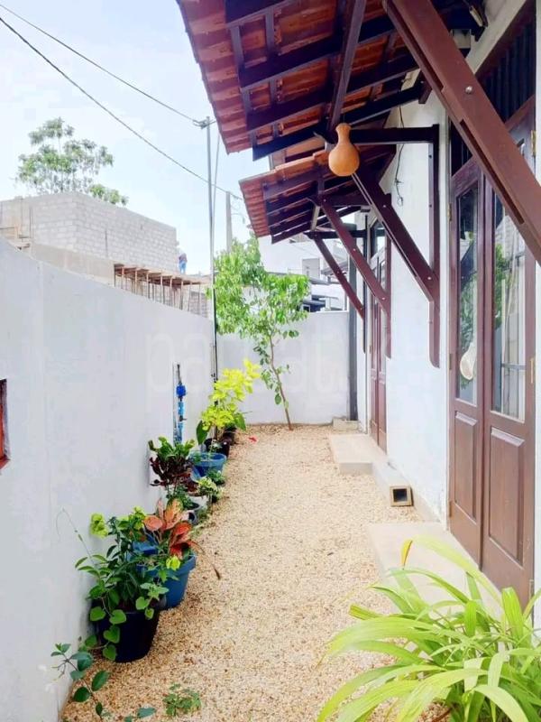House for Sale in Athurugiriya
