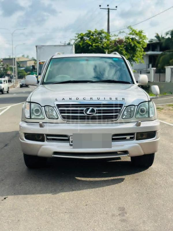 Toyota Land Cruiser 2001 - භාවිතා කරන ලද SUV රථය sale in Sri Lanka - patpat.lk