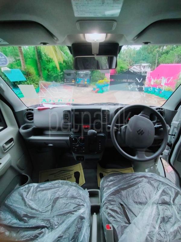 Advertisement image 6