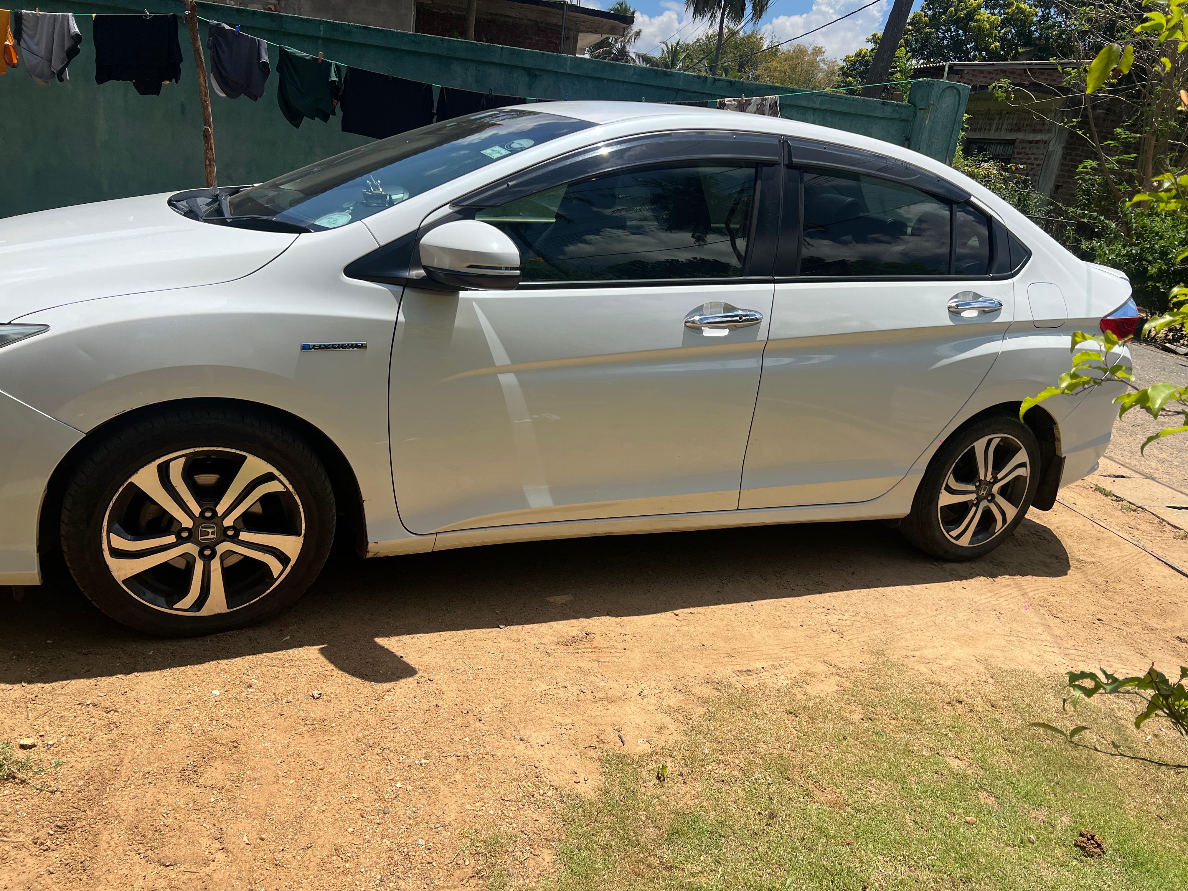 Honda Grace 2814 - Used Car sale in Sri Lanka - patpat.lk