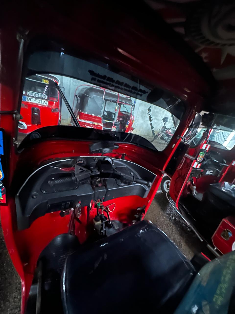 Bajaj 4 stroke 2013 - பயன்படுத்தப்பட்டது முச்சக்கர வண்டி sale in Sri Lanka - patpat.lk