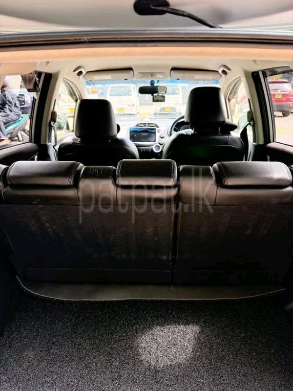 Advertisement image 4