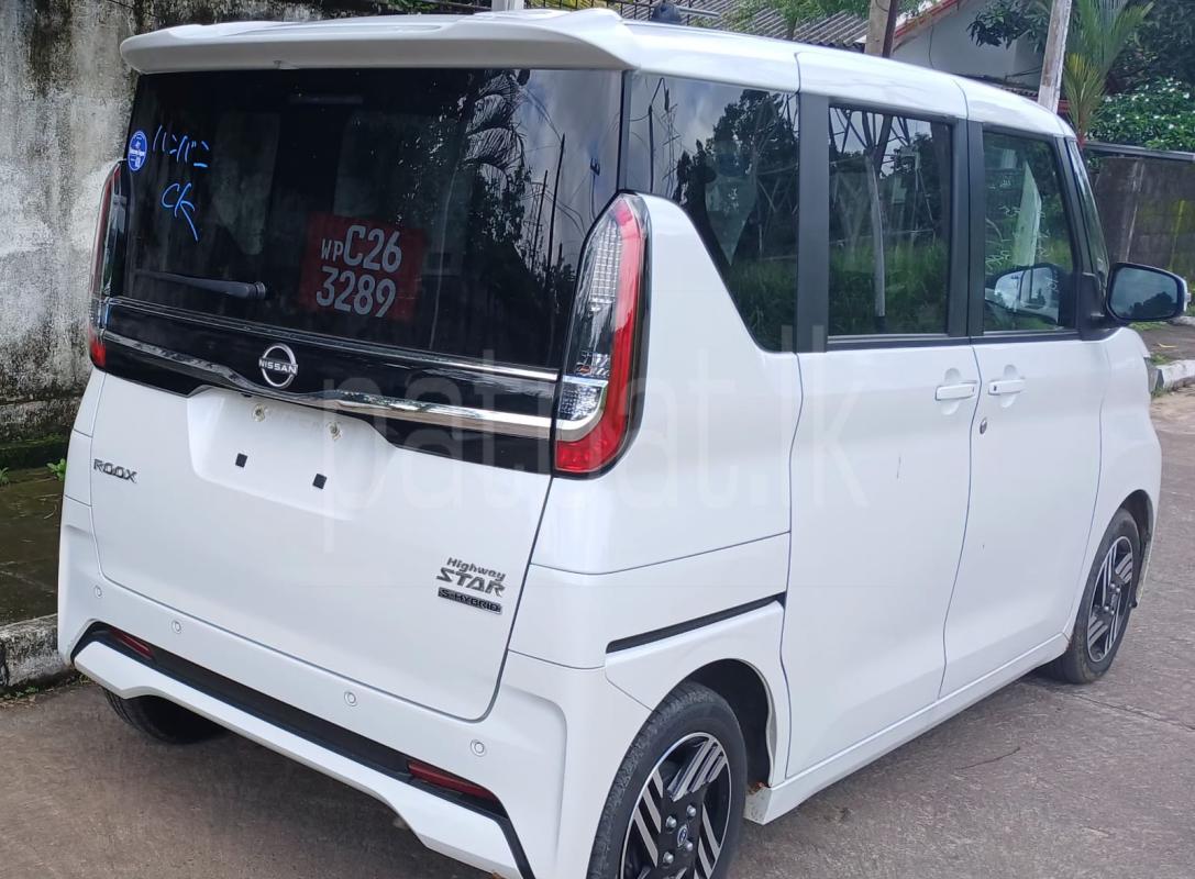 Nissan Roox 2023 - Reconditioned Car sale in Sri Lanka - patpat.lk