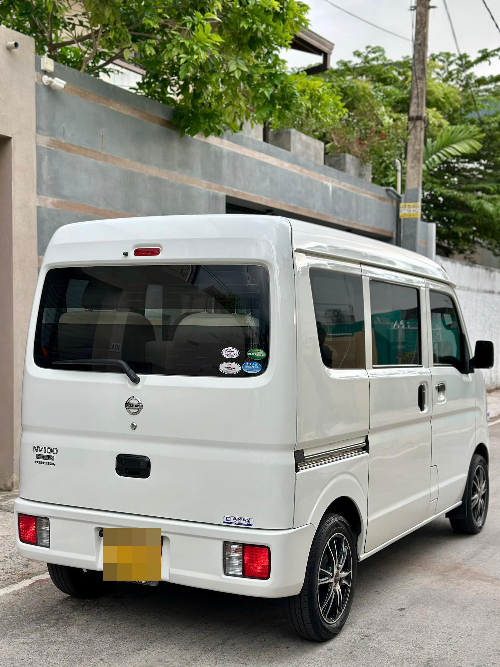 Nissan NV100 2018 - භාවිතා කරන ලද වෑන් රථය sale in Sri Lanka - patpat.lk