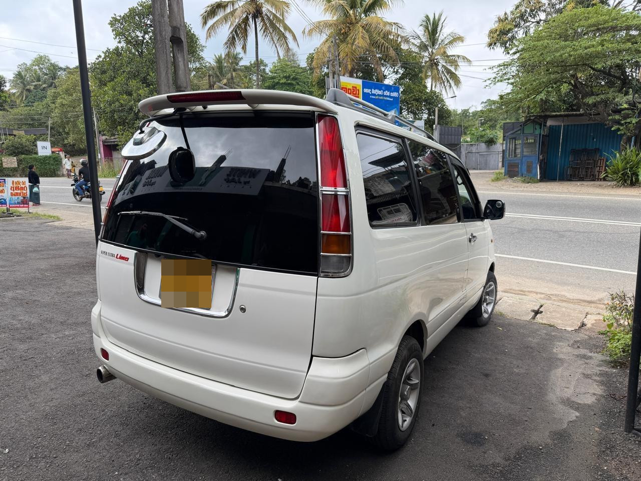 Toyota NOHA 1999 - භාවිතා කරන ලද වෑන් රථය sale in Sri Lanka - patpat.lk